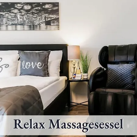 Relax-Apartment Biberach - Relax Massagesessel - Smart-Tv 85 Zoll - Voll Ausgestattete Kueche - High-Speed Internet - Arbeitsplatz Mit Curved Monitor Biberach an der Riß Eksteriør billede