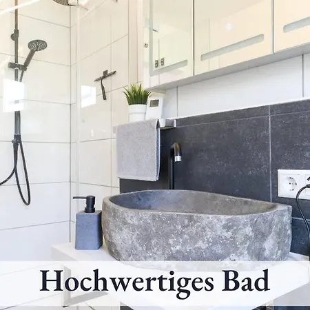 Relax-Apartment Biberach - Relax Massagesessel - Smart-Tv 85 Zoll - Voll Ausgestattete Kueche - High-Speed Internet - Arbeitsplatz Mit Curved Monitor Biberach an der Riß Eksteriør billede